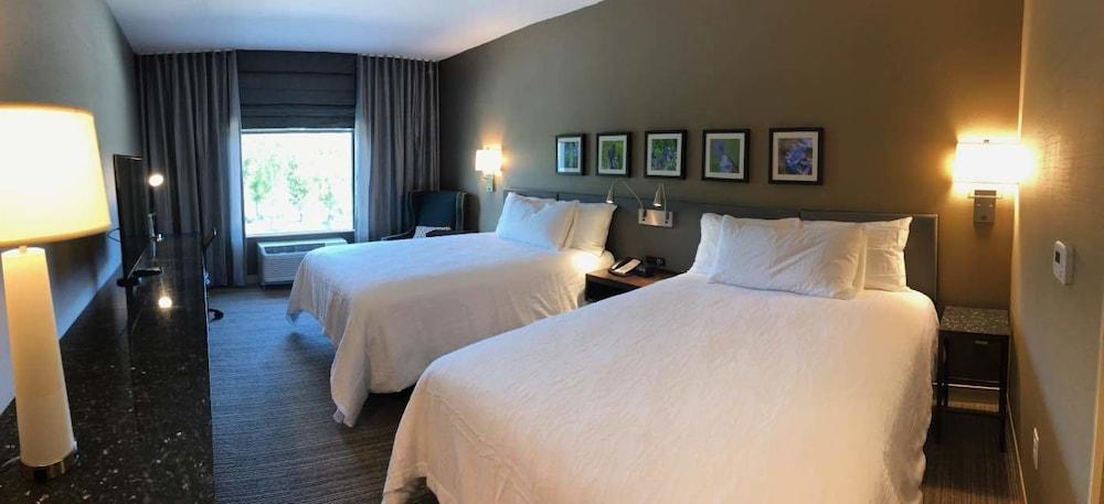 Hilton Garden Inn Austin Airport Экстерьер фото