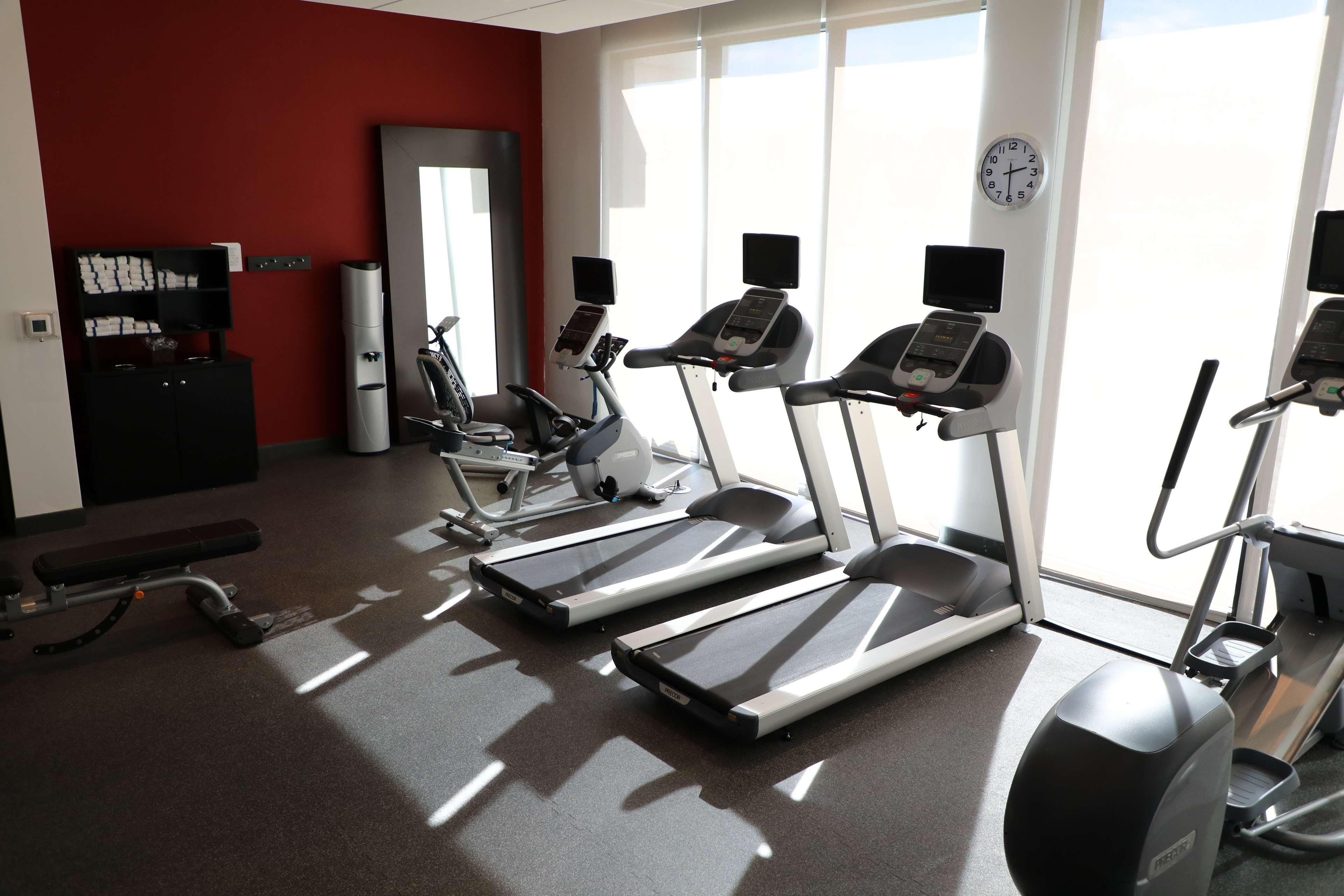 Hilton Garden Inn Austin Airport Экстерьер фото