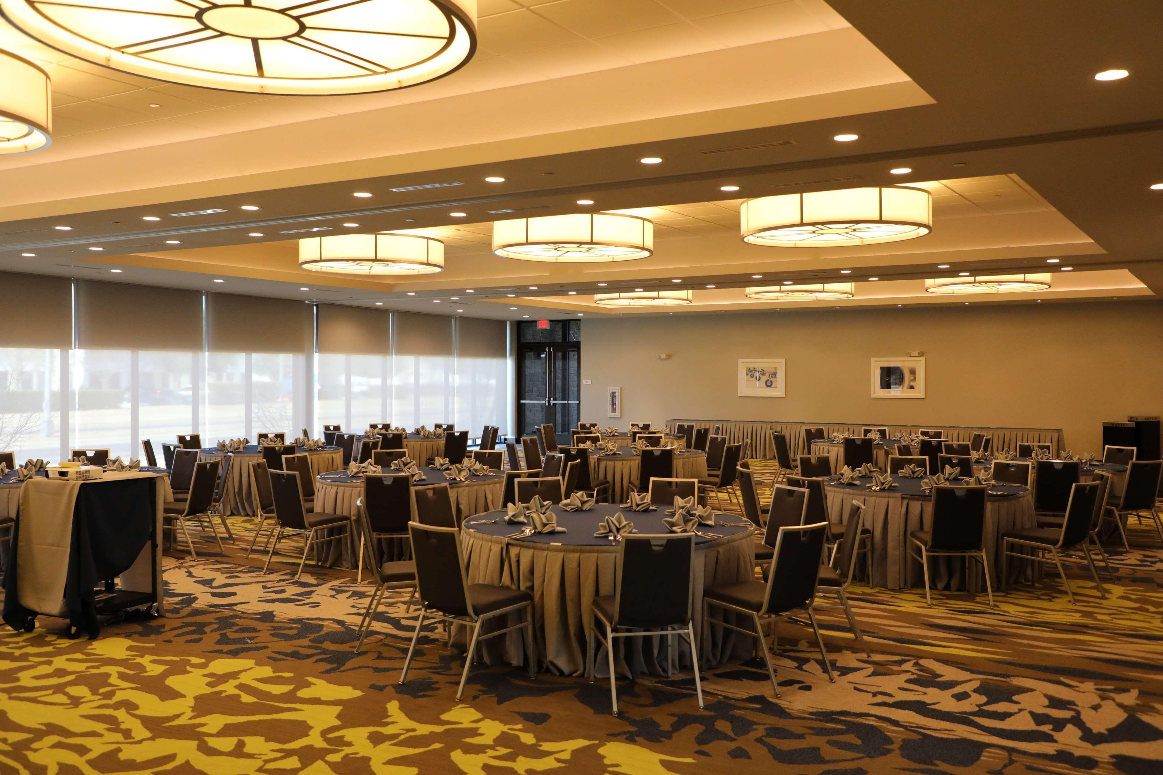 Hilton Garden Inn Austin Airport Экстерьер фото